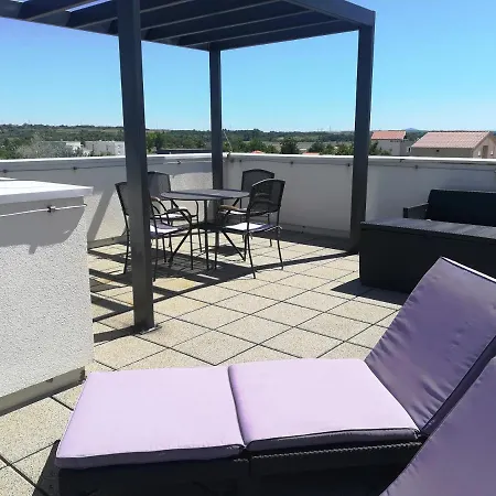 Apartment Silvia *